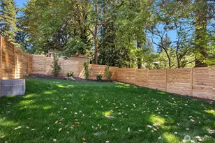 13718 84th Ave NE, Kirkland, WA 98034 - Photo 15
