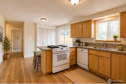 5701 S Mullen Street, Tacoma, WA 98409 - Photo 9