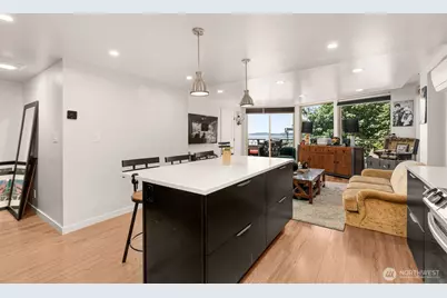 507 W Mercer St #401, Seattle, WA 98119 - Photo 9