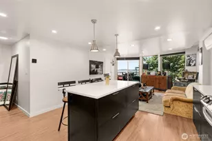 507 W Mercer St, Seattle, WA 98119 - Photo 9