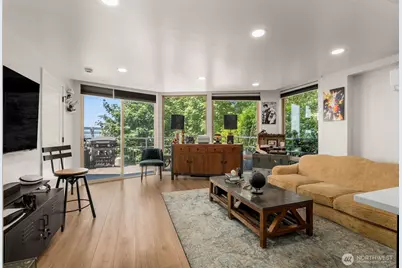 507 W Mercer St #401, Seattle, WA 98119 - Photo 3