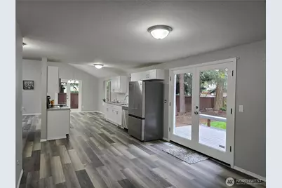 1911 154th Street Ct E, Tacoma, WA 98445 - Photo 7