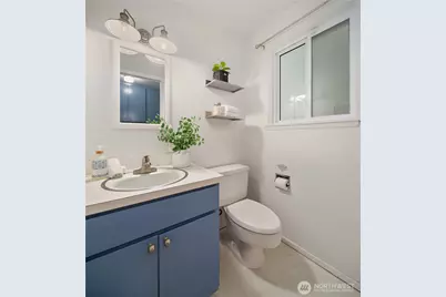 4301 72nd Avenue W, University Place, WA 98466 - Photo 13