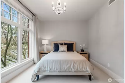 1 Ward Street #C, Seattle, WA 98109 - Photo 15