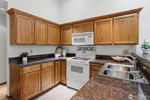 16008 Village Green Dr, Mill Creek, WA 98012 - Photo 13
