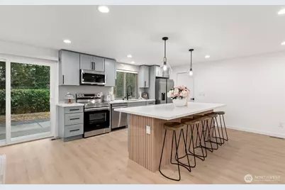 1402 159th Street Ct E, Tacoma, WA 98445 - Photo 11