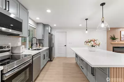 1402 159th Street Ct E, Tacoma, WA 98445 - Photo 15