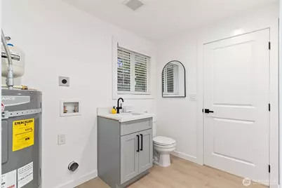1402 159th Street Ct E, Tacoma, WA 98445 - Photo 31
