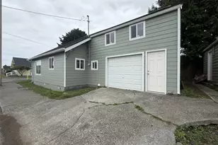 619 27th St, Hoquiam, WA 98550 - Photo 5