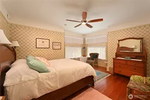10425 E Riverside Dr, Bothell, WA 98011 - Photo 19