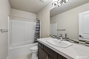 19729 Meridian Pl W, Bothell, WA 98012 - Photo 33