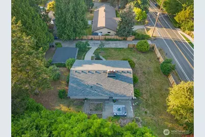15705 84th Avenue NE, Kenmore, WA 98028 - Photo 33