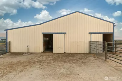 711 Watson Loop, Touchet, WA 99360 - Photo 31