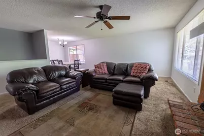 5211 W Myrtlewood Court, Spokane, WA 99208 - Photo 9