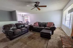 5211 W Myrtlewood Ct, Spokane, WA 99208 - Photo 9