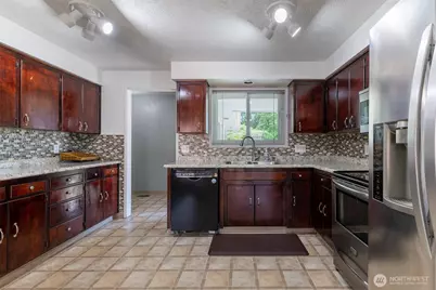 5211 W Myrtlewood Court, Spokane, WA 99208 - Photo 5