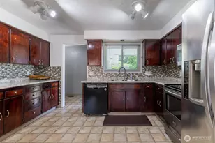 5211 W Myrtlewood Ct, Spokane, WA 99208 - Photo 5