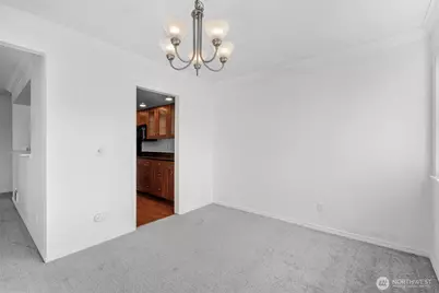 22211 6th Avenue S #301, Des Moines, WA 98198 - Photo 9