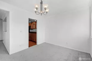 22211 6th Ave S, Des Moines, WA 98198 - Photo 9