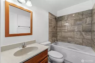 22211 6th Ave S, Des Moines, WA 98198 - Photo 13