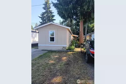 17410 52nd Avenue W #1, Lynnwood, WA 98037 - Photo 1