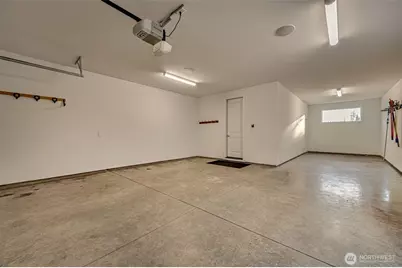 175 Annabelle Street, Castle Rock, WA 98611 - Photo 27