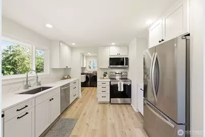 8434 E E Street, Tacoma, WA 98445 - Photo 7