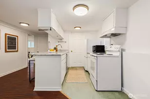 414 N 46th St, Seattle, WA 98103 - Photo 13