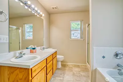 6401 60th Street W, University Place, WA 98467 - Photo 27