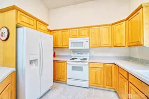 6401 60th St W, University Place, WA 98467 - Photo 23