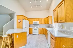 6401 60th St W, University Place, WA 98467 - Photo 21