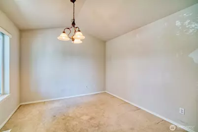 6401 60th Street W, University Place, WA 98467 - Photo 11