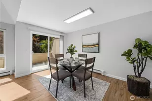 10221 NE 16th St, Bellevue, WA 98004 - Photo 13