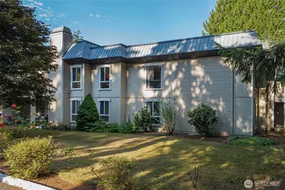 10221 NE 16th Street #H7, Bellevue, WA 98004 - Photo 1