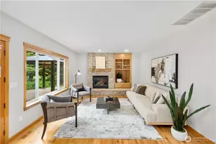 24819 SE 14th St, Sammamish, WA 98075 - Photo 13