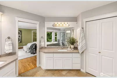 24819 SE 14th Street, Sammamish, WA 98075 - Photo 19