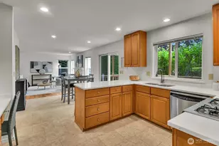 7619 NE 125th St, Kirkland, WA 98034 - Photo 7