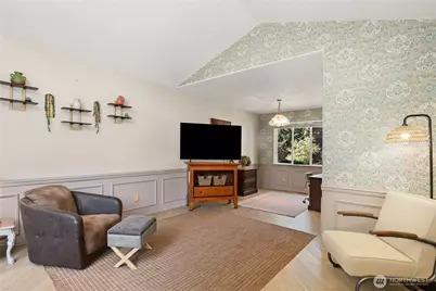 20321 124th Street Ct E, Sumner, WA 98391 - Photo 5