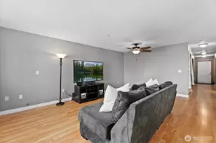 1318 37th St, Everett, WA 98201 - Photo 5