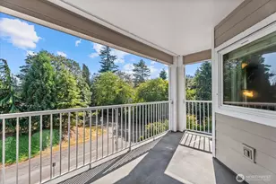 1318 37th St, Everett, WA 98201 - Photo 1