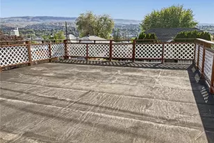 802 S Chelan Ave, Wenatchee, WA 98801 - Photo 31