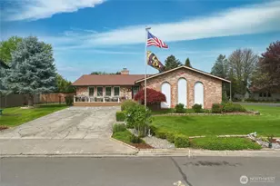 353 SE Highland Park Dr, College Place, WA 99324 - Photo 3