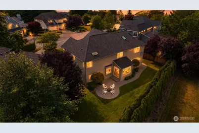 3054 205th Court NE, Sammamish, WA 98074 - Photo 33
