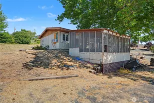 363 Baker Rd, Selah, WA 98942 - Photo 3