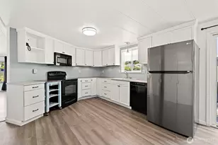 3832 164th St SW, Lynnwood, WA 98087 - Photo 11