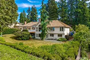 9416 NE 25th St, Clyde Hill, WA 98004 - Photo 3