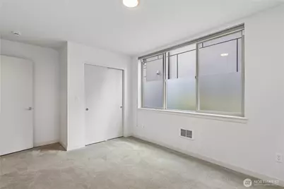 2035 A NW 62 Nd Street, Seattle, WA 98107 - Photo 9