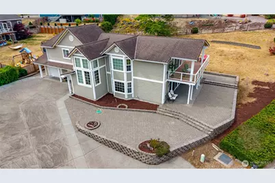 6226 Hinman Drive, Clinton, WA 98236 - Photo 1