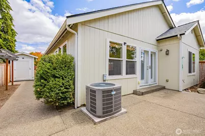 8101 Westcott Lane SE, Tumwater, WA 98501 - Photo 19
