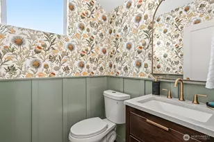 2414 Queen Anne Ave N, Seattle, WA 98119 - Photo 7